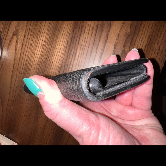 AUTHENTIC LOUIS VUITTON Black Leather IPHONE X case (Authentic) - Picture 11 of 13